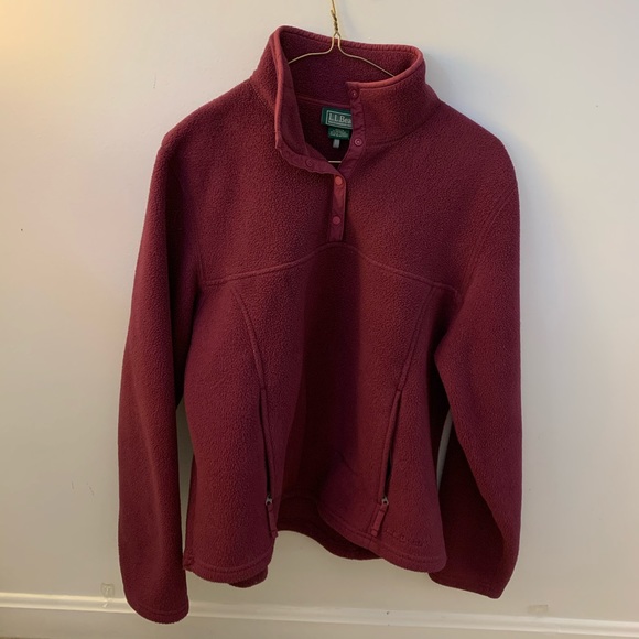 📍l.l. bean pullover📍 - Picture 3 of 6